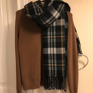 Brown crew neck sweater